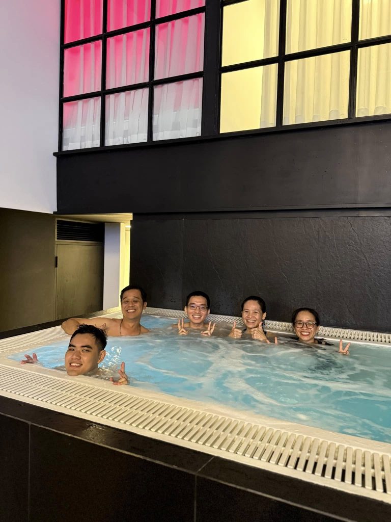 hồ ngâm tương phản nóng lanh